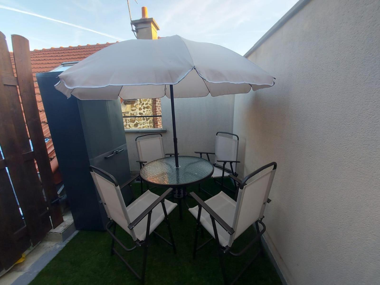 Sunny Suite-Proche Paris & Disney Fontenay-sous-Bois Dış mekan fotoğraf